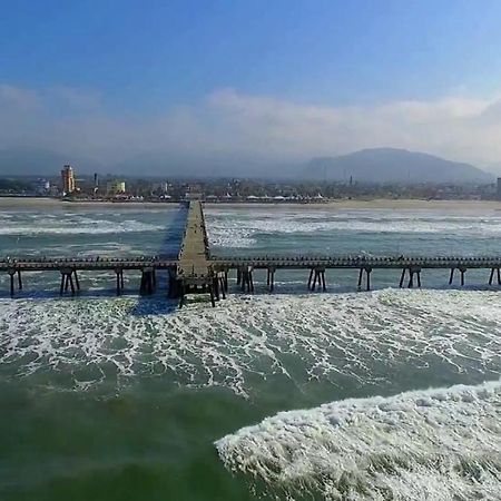 Prx A Praia Com Piscina Mongaguá Eksteriør bilde